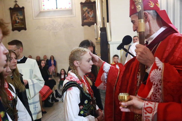 Bierzmowanie w Podegrodziu