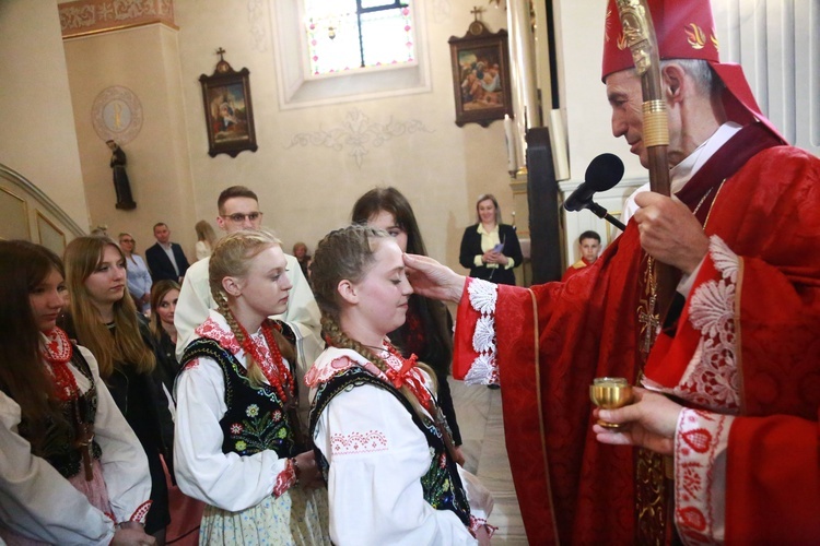 Bierzmowanie w Podegrodziu