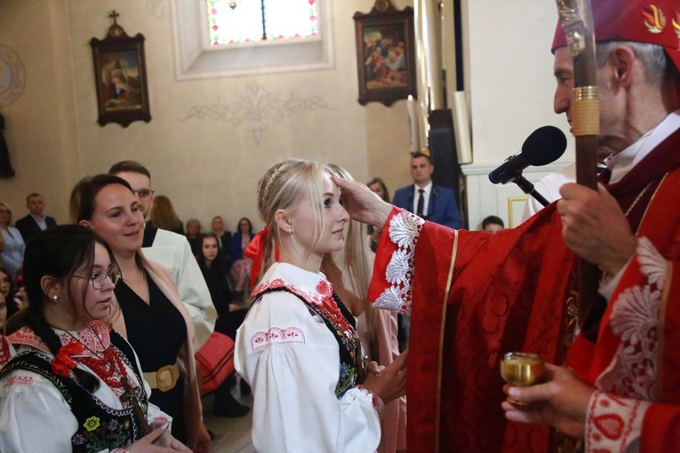 Bierzmowanie w Podegrodziu