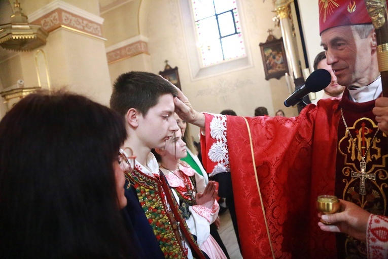 Bierzmowanie w Podegrodziu