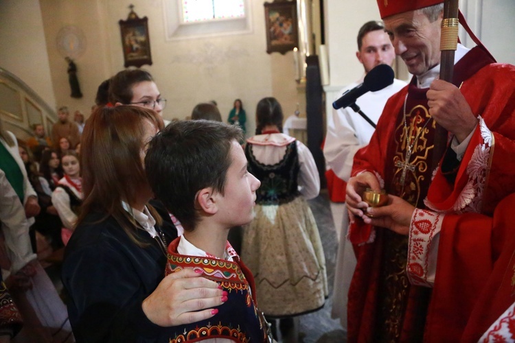 Bierzmowanie w Podegrodziu