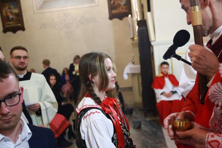 Bierzmowanie w Podegrodziu