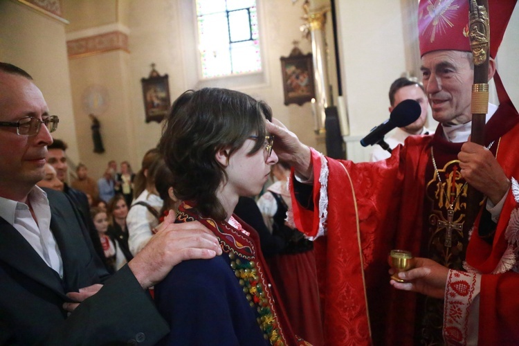 Bierzmowanie w Podegrodziu