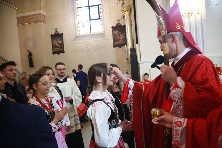 Bierzmowanie w Podegrodziu