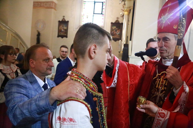 Bierzmowanie w Podegrodziu