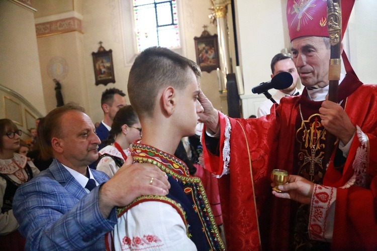 Bierzmowanie w Podegrodziu