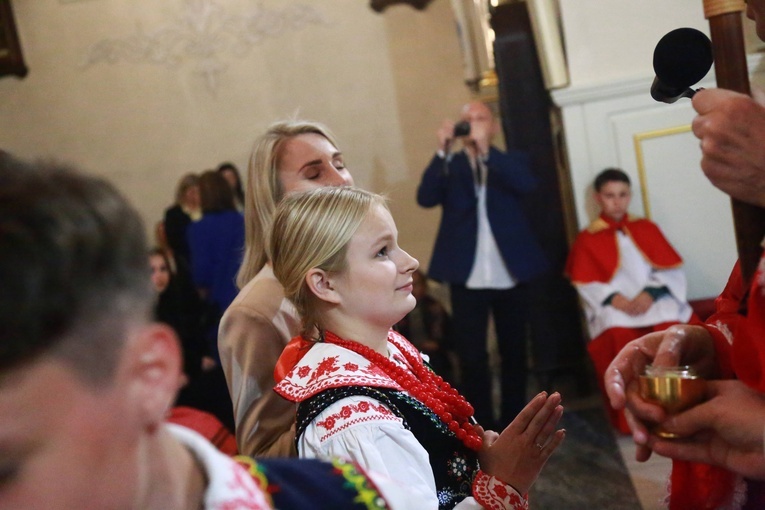 Bierzmowanie w Podegrodziu