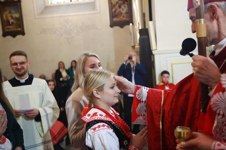 Bierzmowanie w Podegrodziu