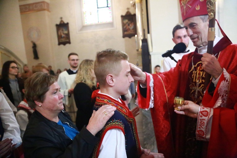 Bierzmowanie w Podegrodziu