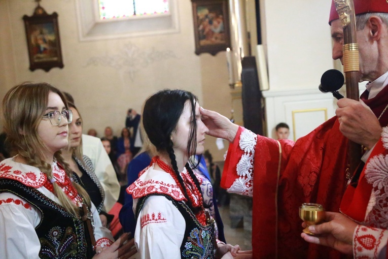 Bierzmowanie w Podegrodziu