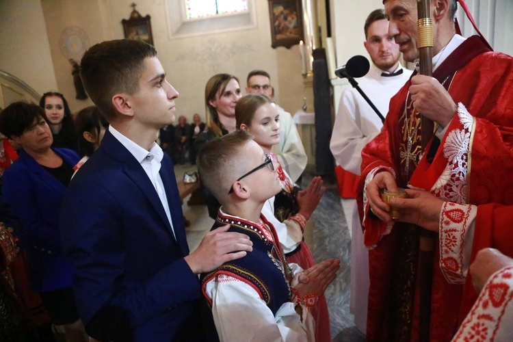 Bierzmowanie w Podegrodziu