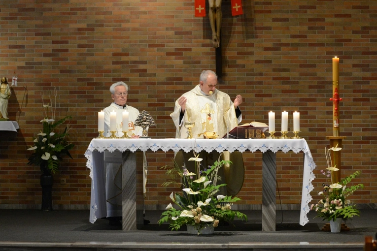 Wieczór ze św. Szarbelem w Raciborzu