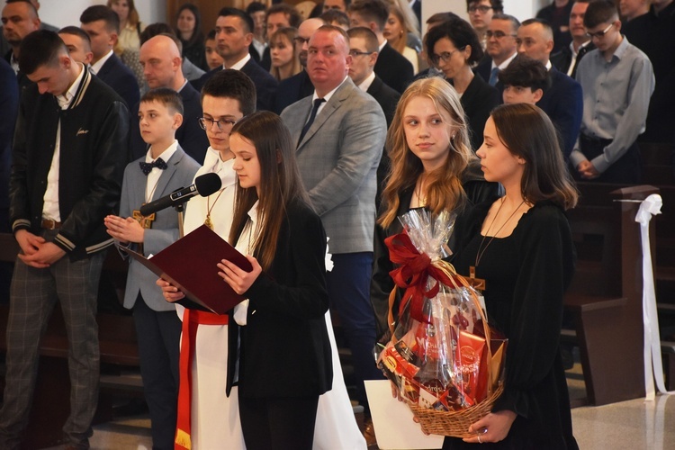 Bierzmowanie w parafii Miłosierdzia Bożego w Starym Sączu