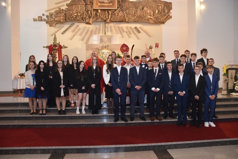Bierzmowanie w parafii Miłosierdzia Bożego w Starym Sączu