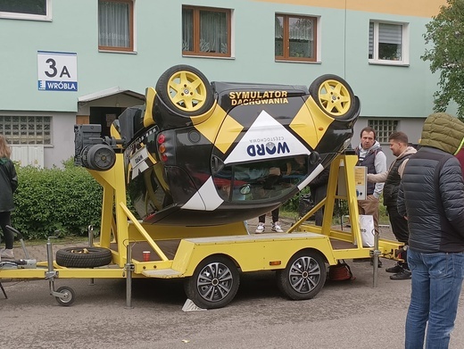 Siemianowice Śląskie. Start rajdu "Ja jade - Ty pomagasz"