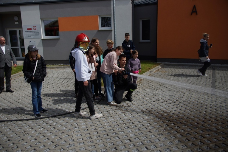 20-lecie SP Caritas w Kotowicach i zjazd SKC