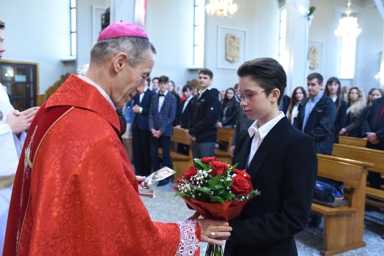 Bierzmowanie w parafii Trójcy Przenajświętszej w Mielcu