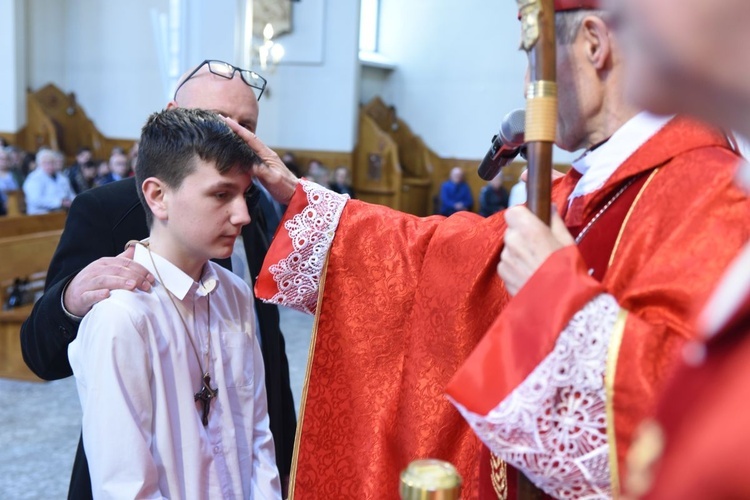 Bierzmowanie w parafii Trójcy Przenajświętszej w Mielcu