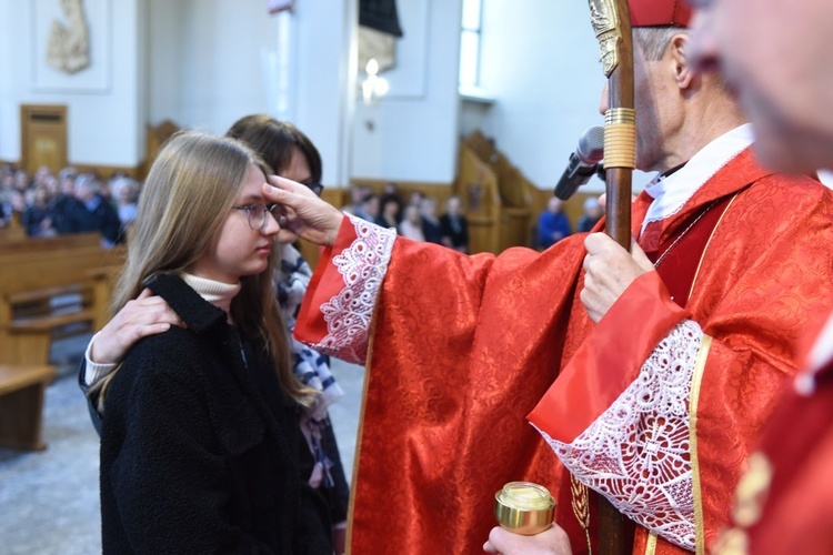 Bierzmowanie w parafii Trójcy Przenajświętszej w Mielcu