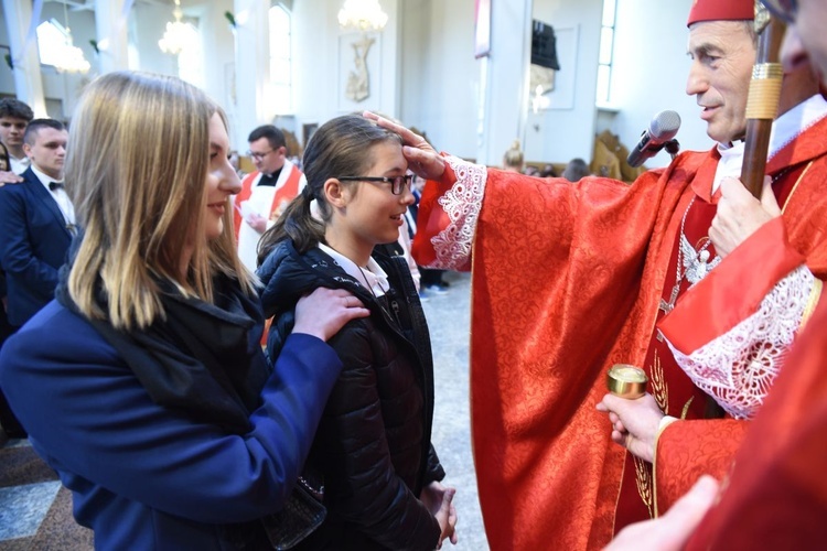 Bierzmowanie w parafii Trójcy Przenajświętszej w Mielcu