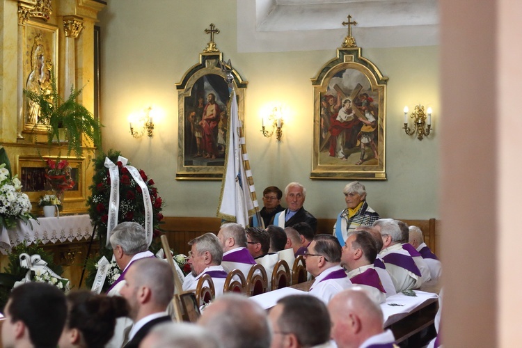 Ostatnie pożegnanie franciszkanina