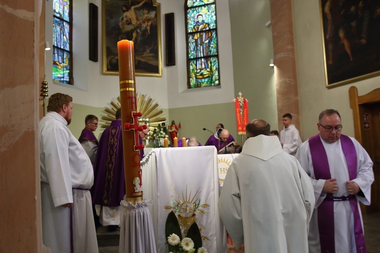 Ostatnie pożegnanie franciszkanina