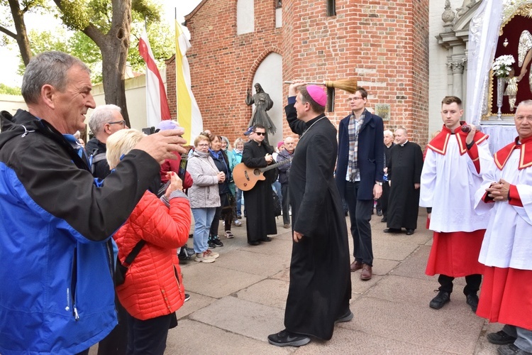 Matka Boża Oliwska w drodze na Kalwarię Wejherowską