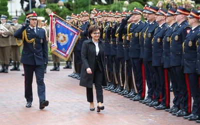 E. Witek i T. Grodzki do funkcjonariuszy Staży Marszałkowskiej: jesteśmy z was bardzo dumni