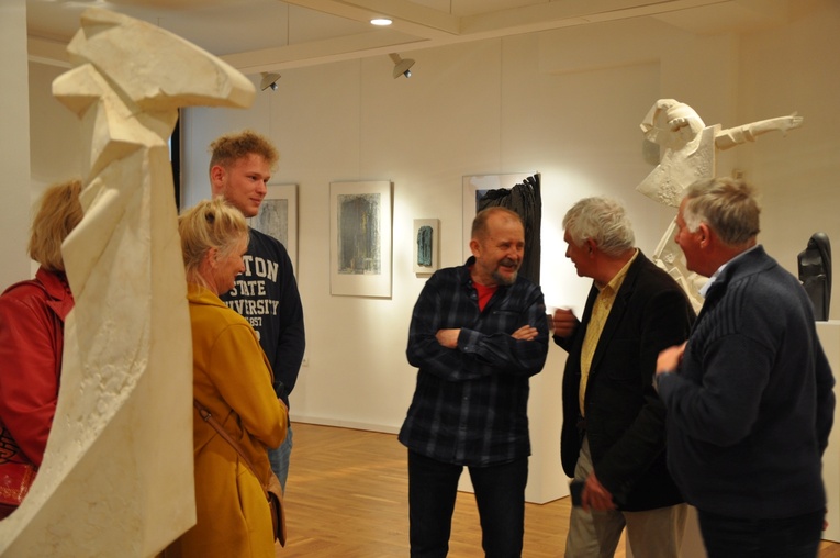 Wystawa "Rzeźbiarski dwugłos" w Muzeum Diecezjalnym