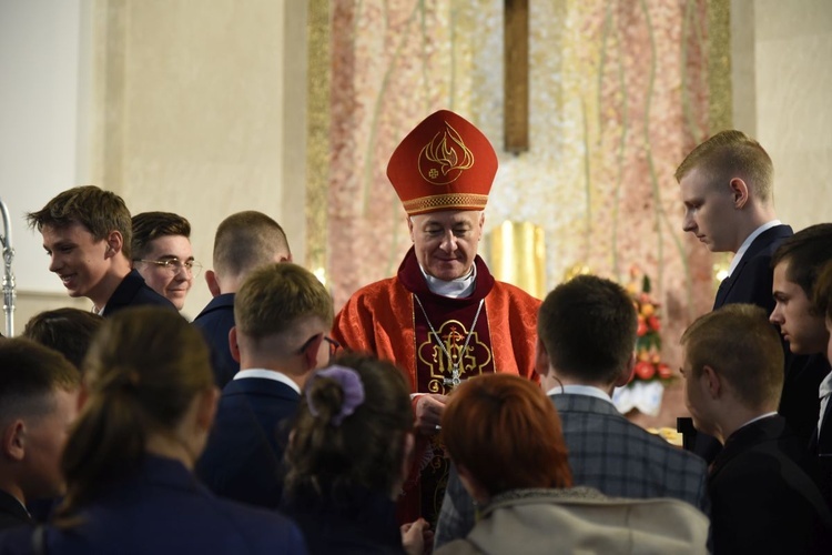 Bierzmowanie w Dąbrowie Tarnowskiej