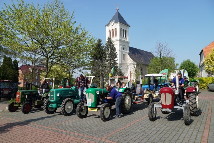 Pielgrzymka rolników do Matki Bożej Lubeckiej