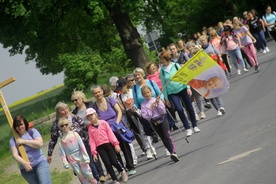 Chojnów - Osła. Gwiaździsta Pielgrzymka Kobiet