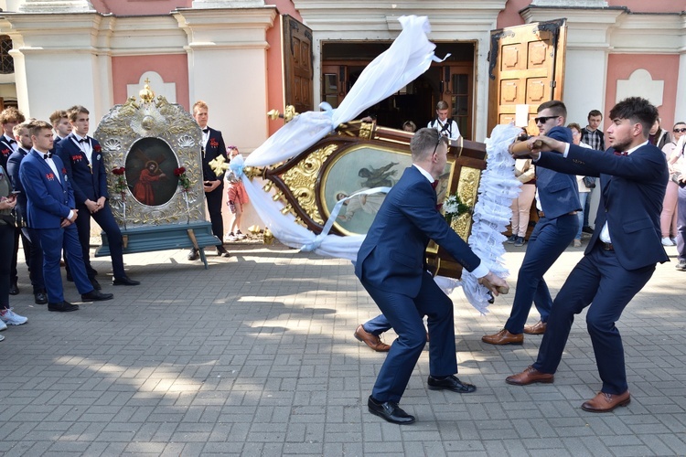 Tysiące pielgrzymów na Kalwarii Wejherowskiej