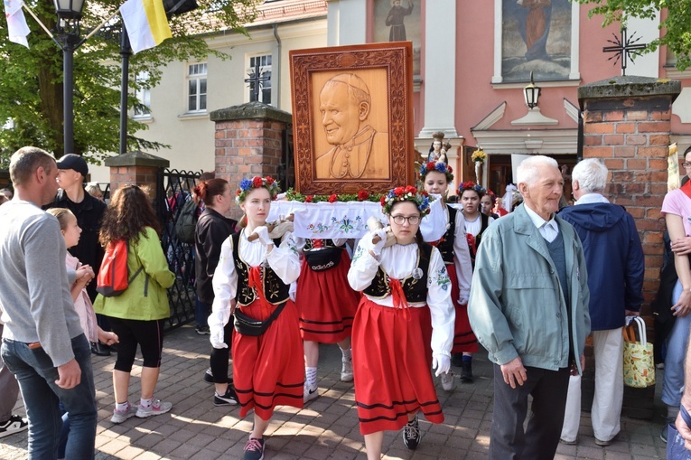 Tysiące pielgrzymów na Kalwarii Wejherowskiej