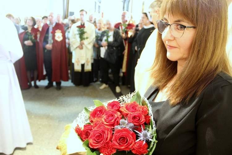 Bochnia. Wprowadzanie relikwii św. Rity do kościoła św. Pawła