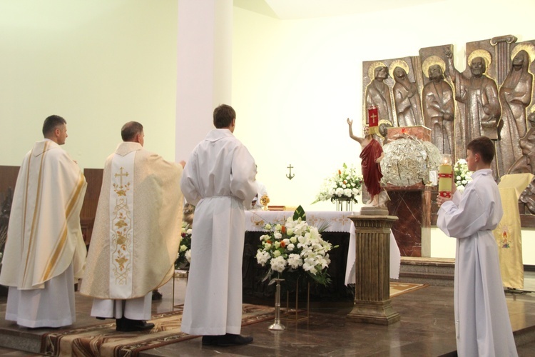 Bochnia. Wprowadzanie relikwii św. Rity do kościoła św. Pawła