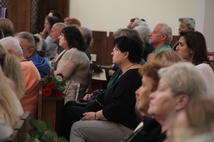 Bochnia. Wprowadzanie relikwii św. Rity do kościoła św. Pawła