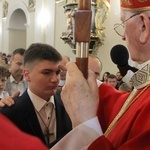 Bierzmowanie w kościele św. Jakuba w Tuchowie