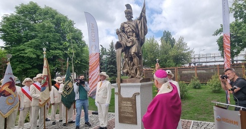 Św. Florian wita w Hucie Legnica