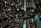 Sejm uchwalił ustawę o świadczeniu wspierającym dla osób z niepełnosprawnościami