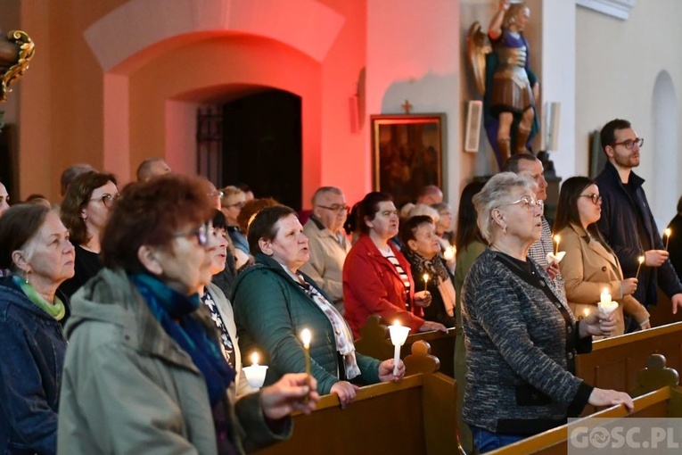 Nowa Sól. Akatyst do Ducha Świętego