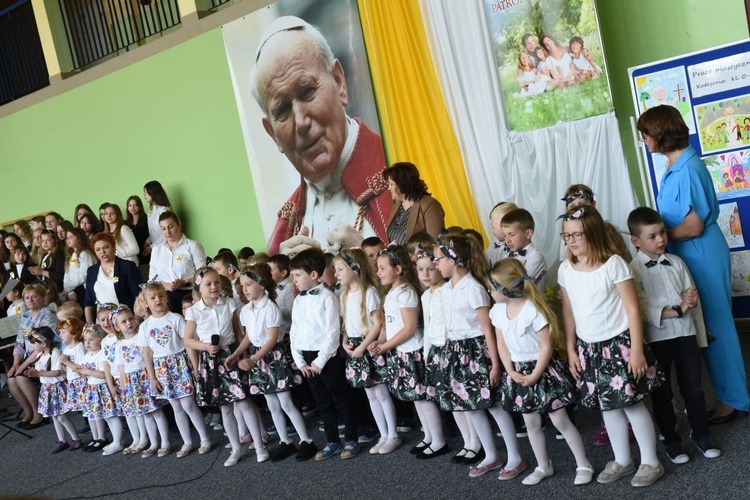 Dzień z Janem Pawłem II w Brzeźnicy