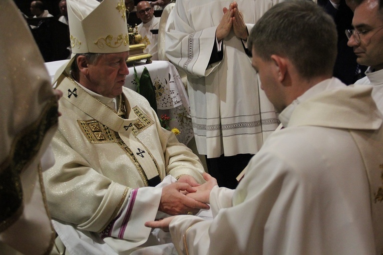 Chwała Panu za nowych prezbiterów!