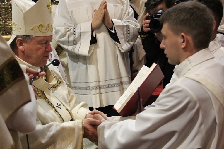 Chwała Panu za nowych prezbiterów!