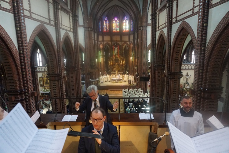 Święcenia kapłańskie w gliwickiej katedrze