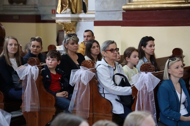 Pielgrzymka dzieci komunijnych do Janowa Lubelskiego