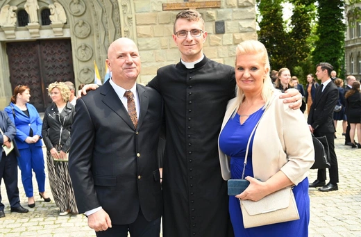 Święcenia kapłańskie w katedrze św. Mikołaja w Bielsku-Białej - 2023 - część 1.