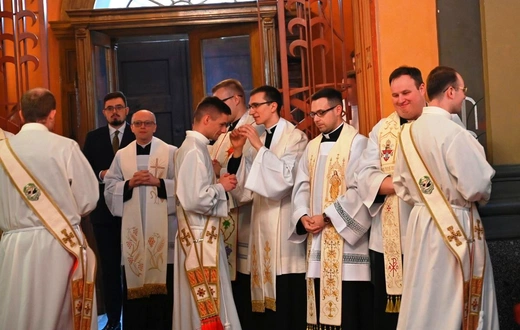 Święcenia kapłańskie w katedrze św. Mikołaja w Bielsku-Białej - 2023 - część 1.