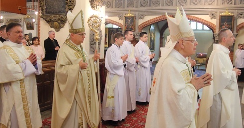 Trzech nowych kapłanów