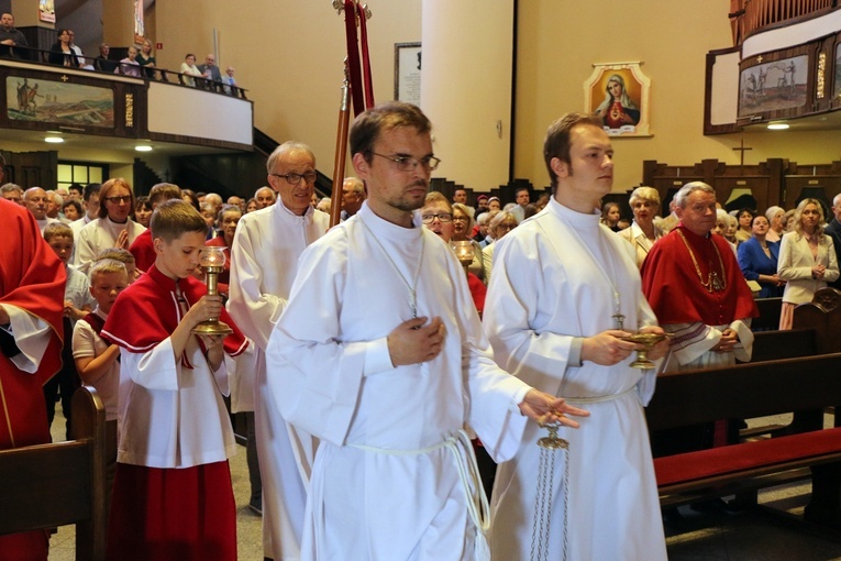 Odpust w parafii pw. Ducha Świętego i 40-lecie kapłaństwa ks. Andrzeja Nicałka